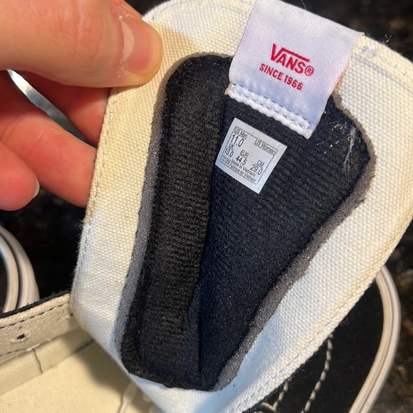 NWT High Top Old Skool Vans - Picture 2 of 4